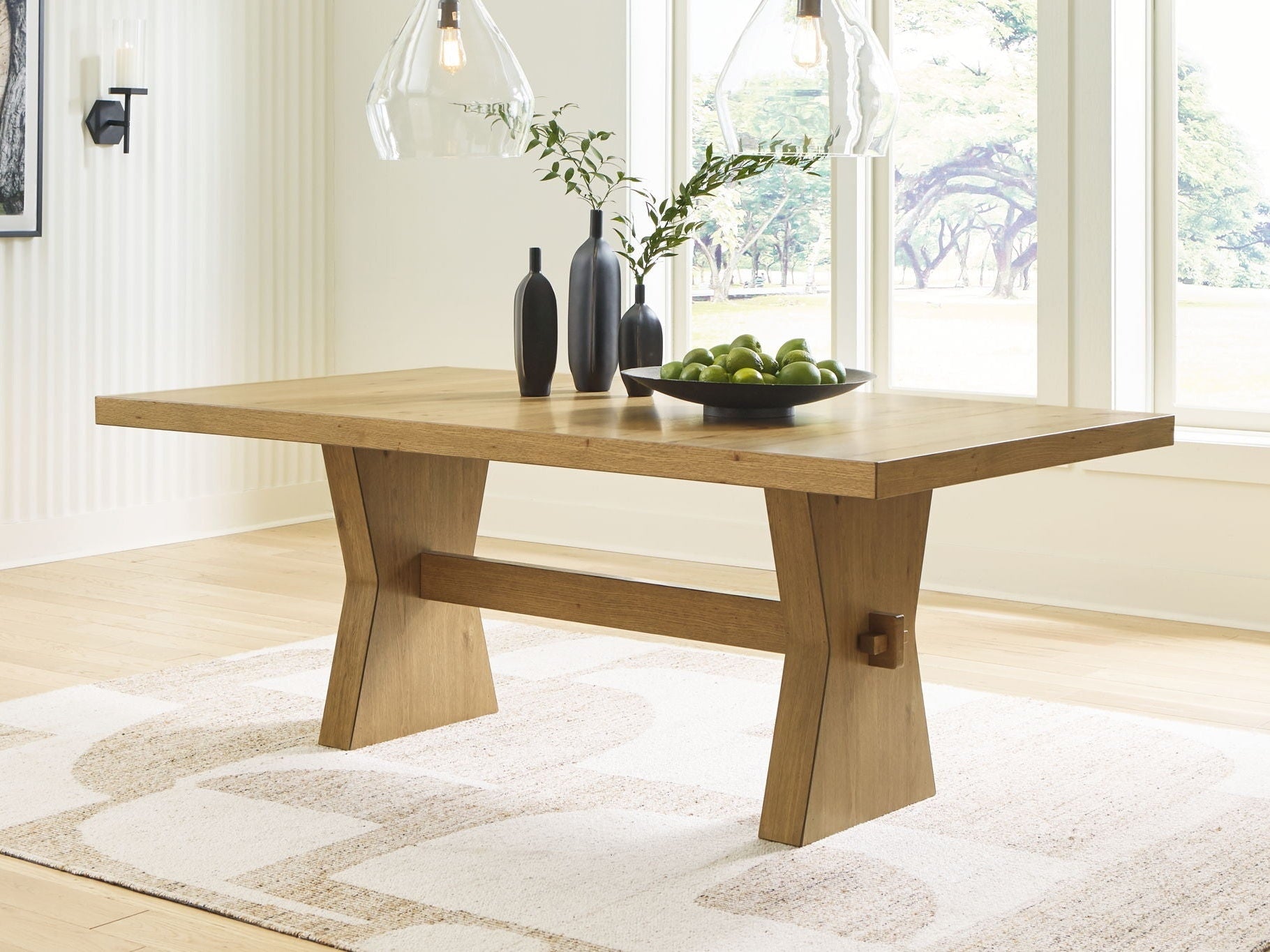 Galliden - Rectangular Dining Room Set