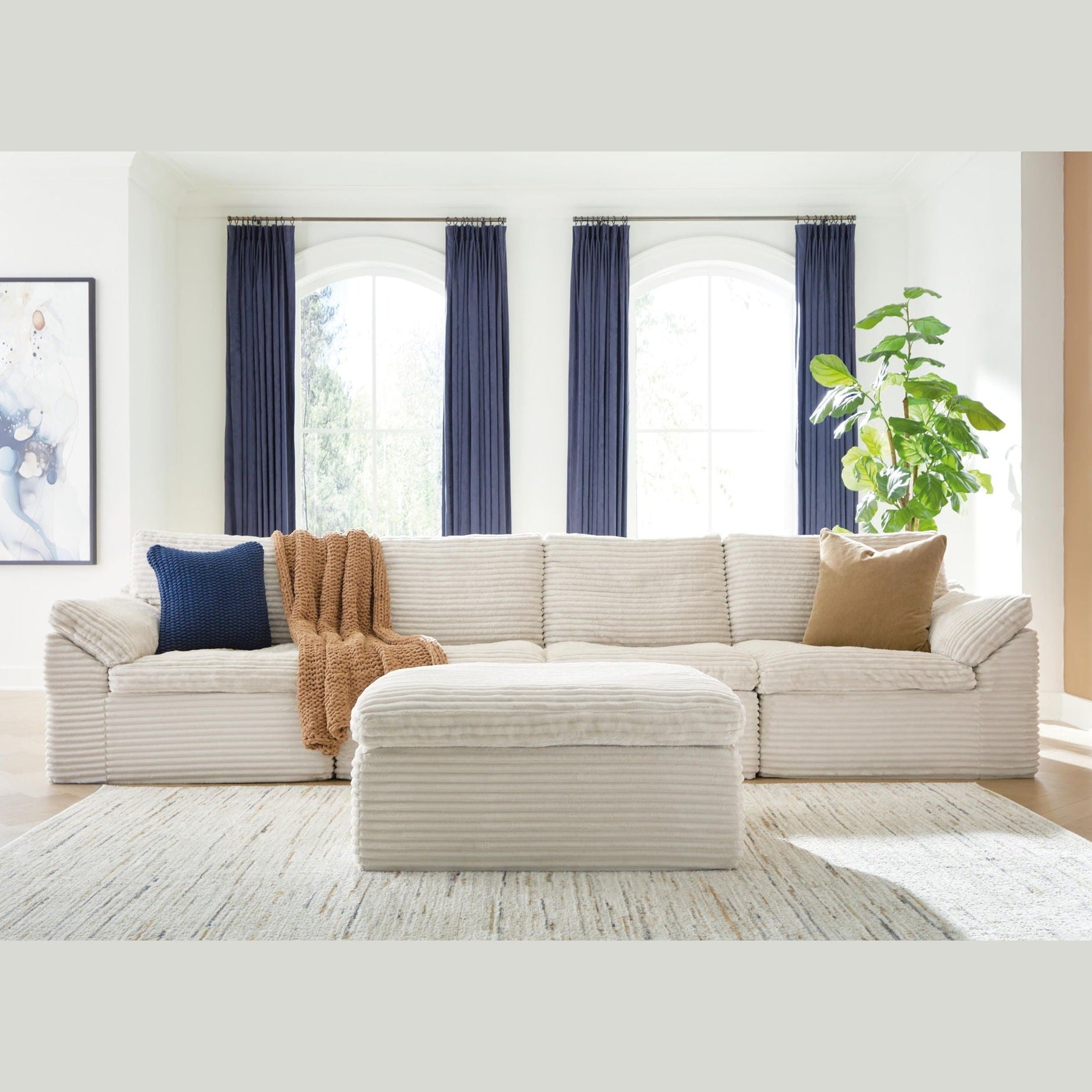 Fannin - 4-Piece Sectional With Ottoman - Ivory