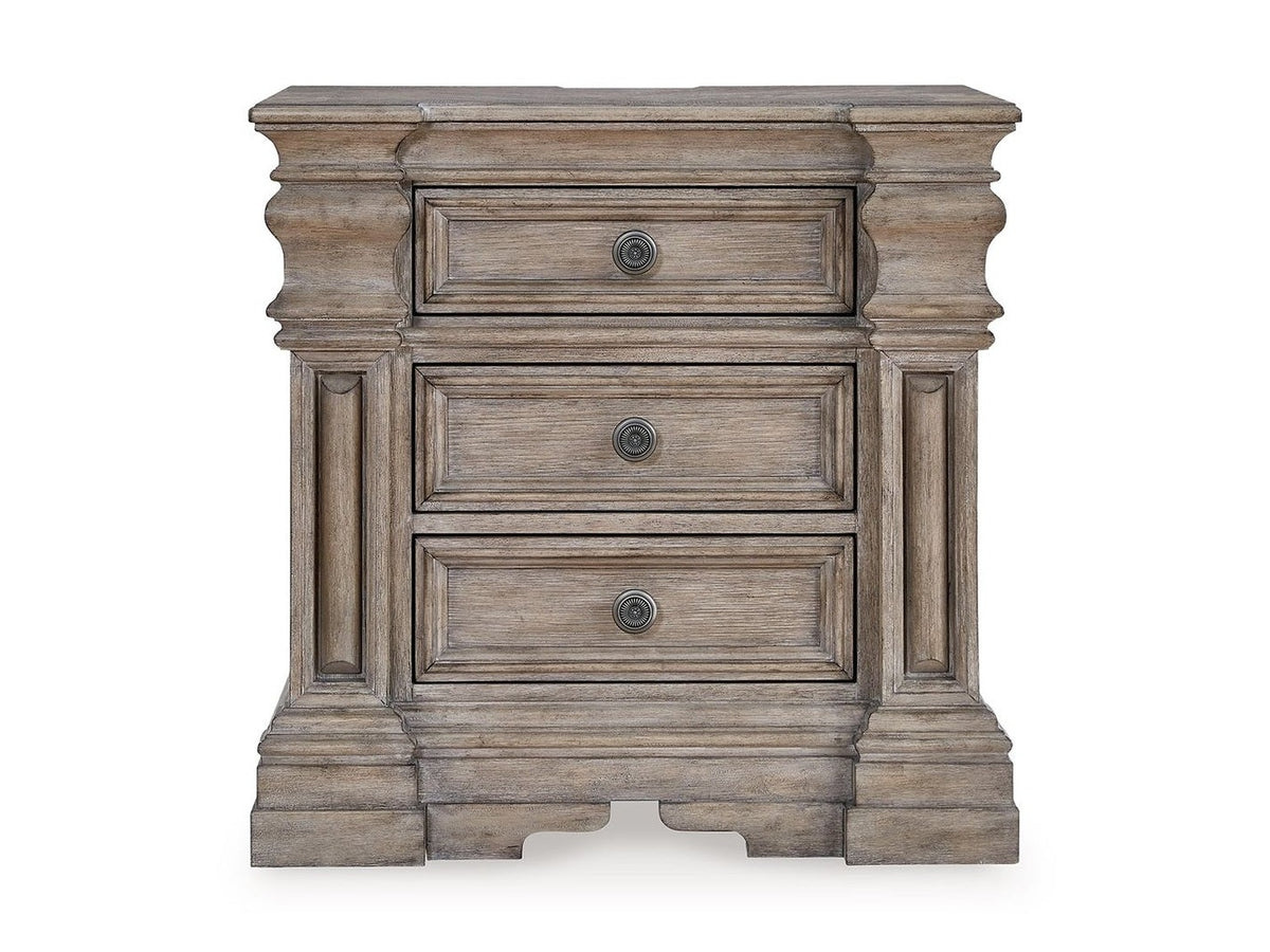 Blairhurst - Three Drawer Night Stand - Light Grayish Brown
