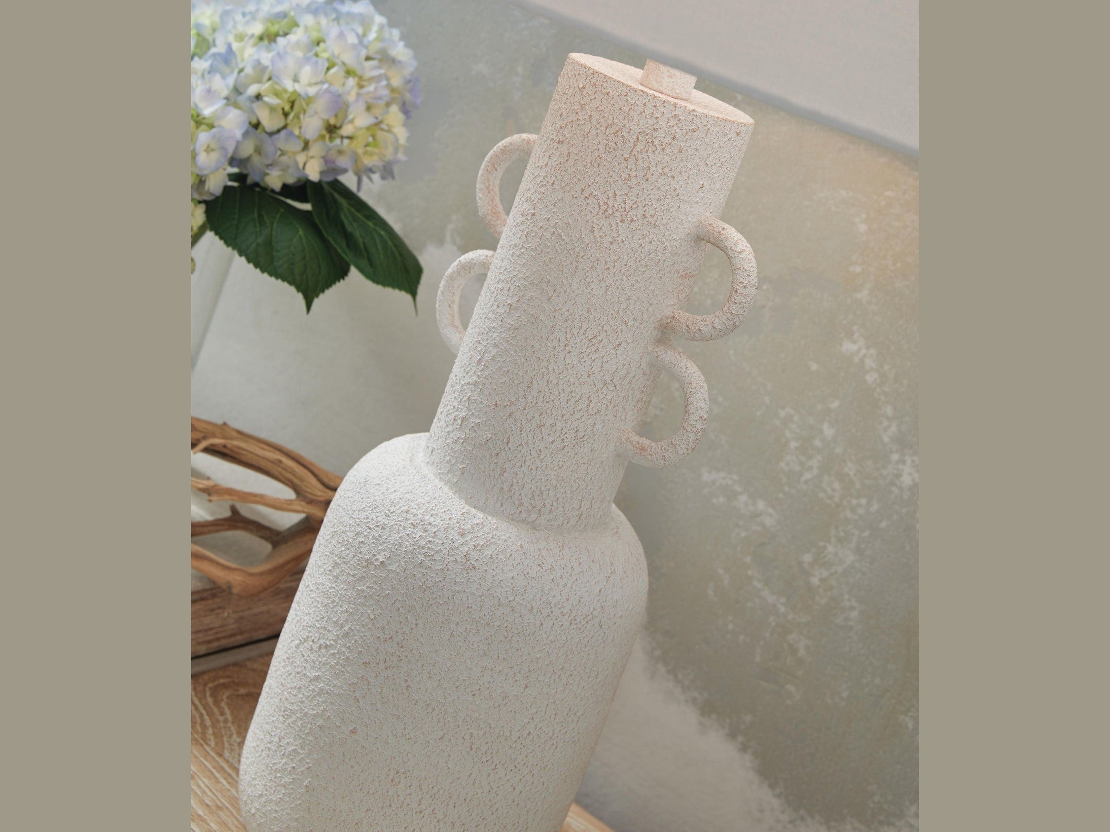 Perringhill - Metal Table Lamp - Distressed White