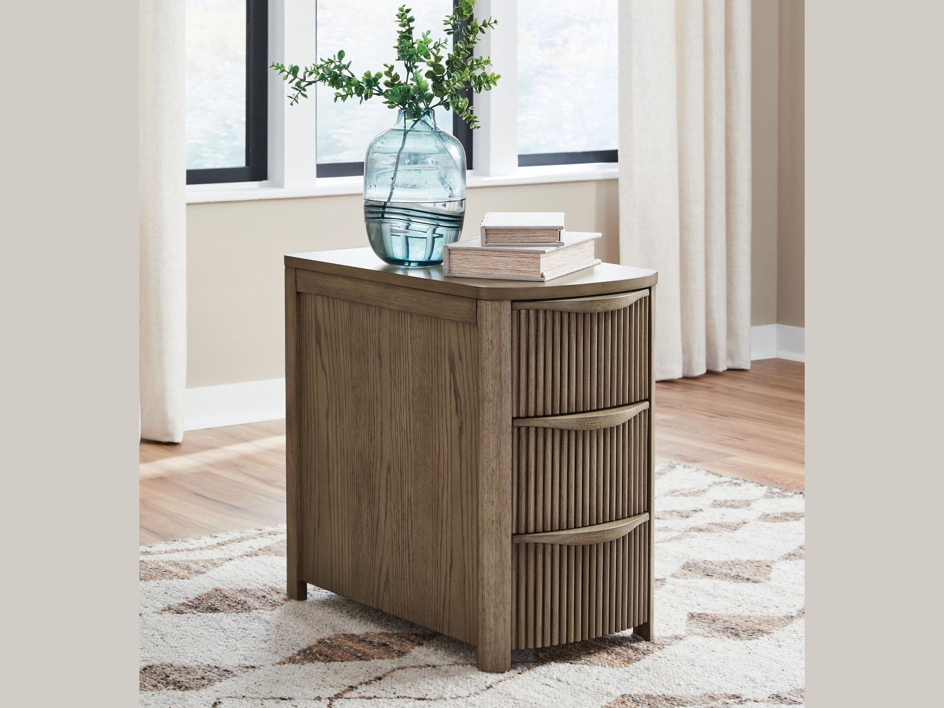 Camdill - Chair Side End Table
