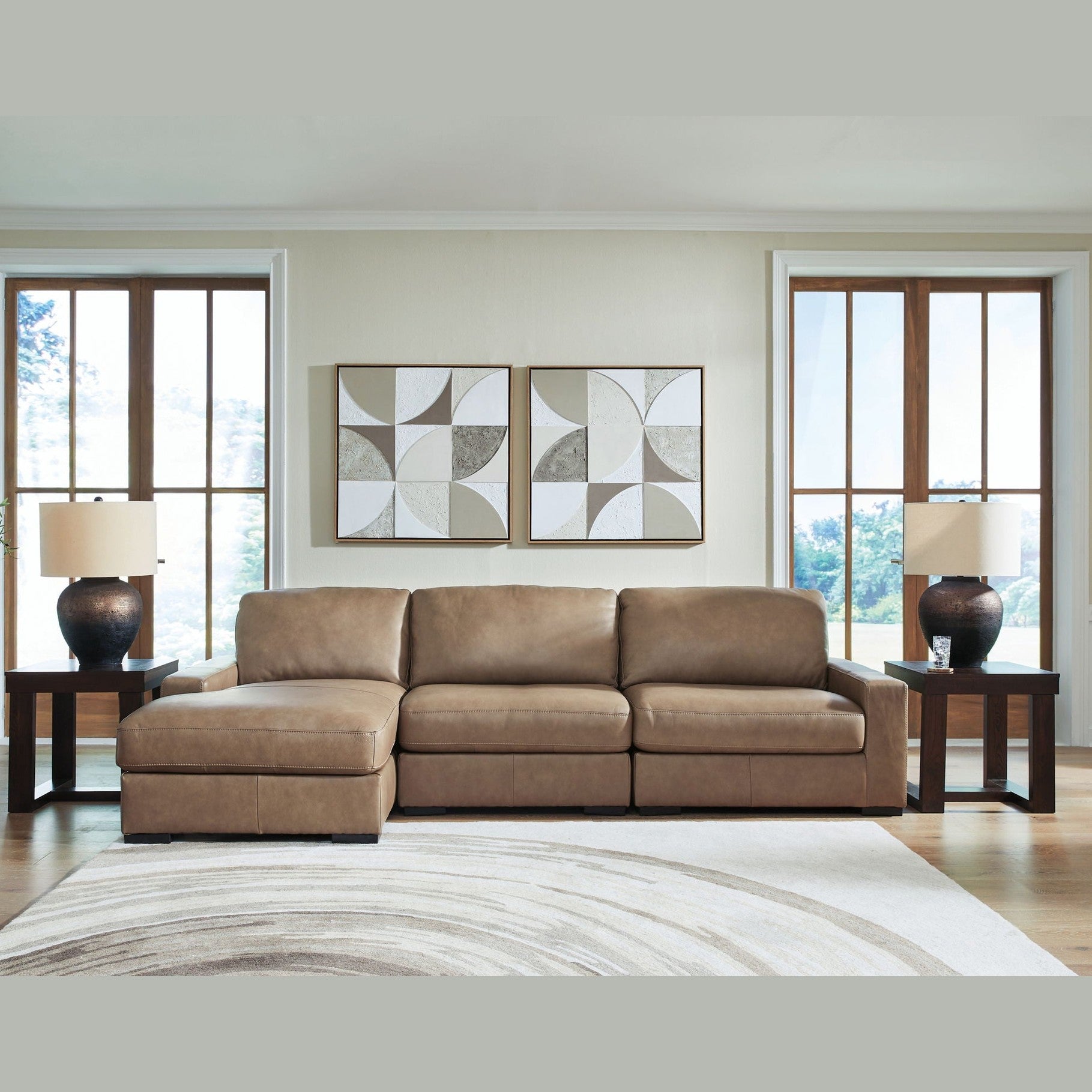 Veronella - Sectional