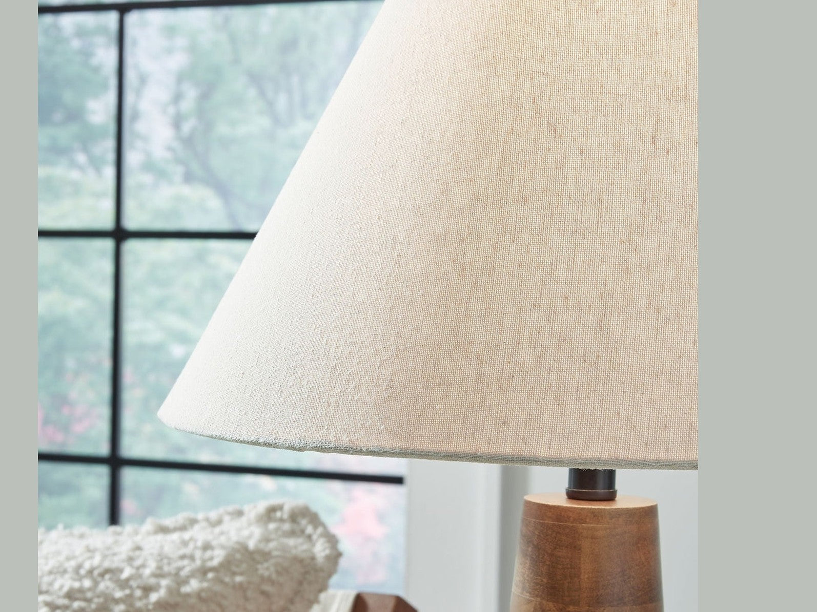 Danset - Wood Lamp