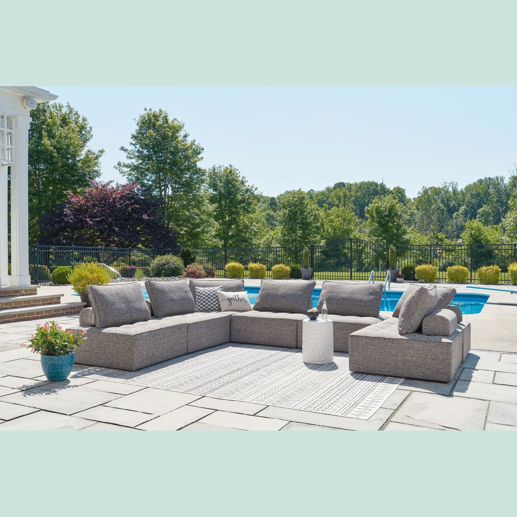Bree Zee - Outdoor Sectional