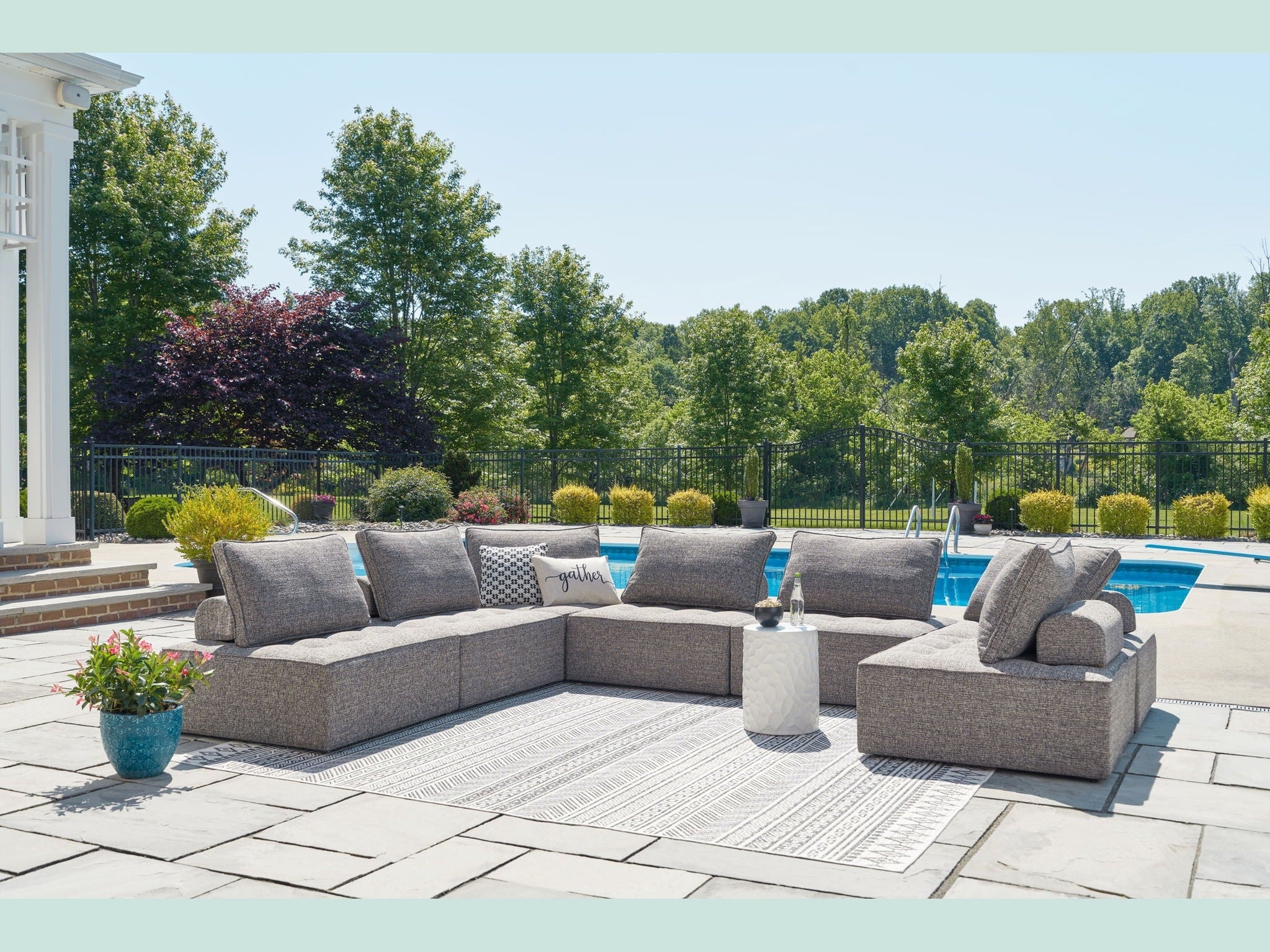 Bree Zee - Outdoor Sectional