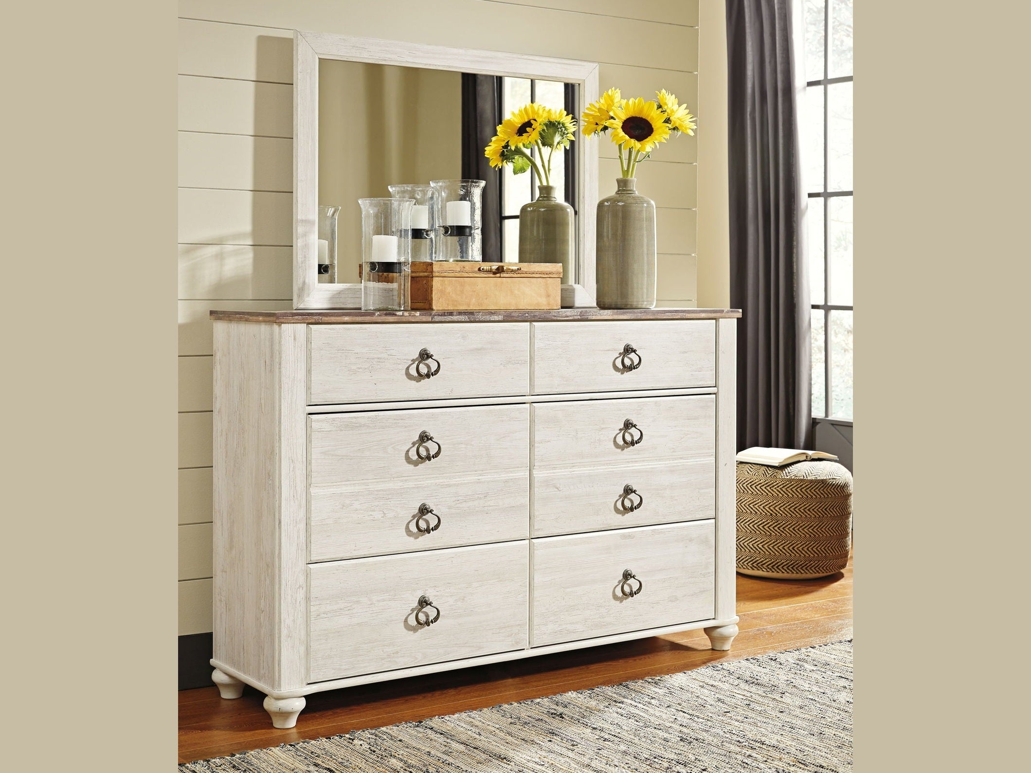 Willowton - Dresser