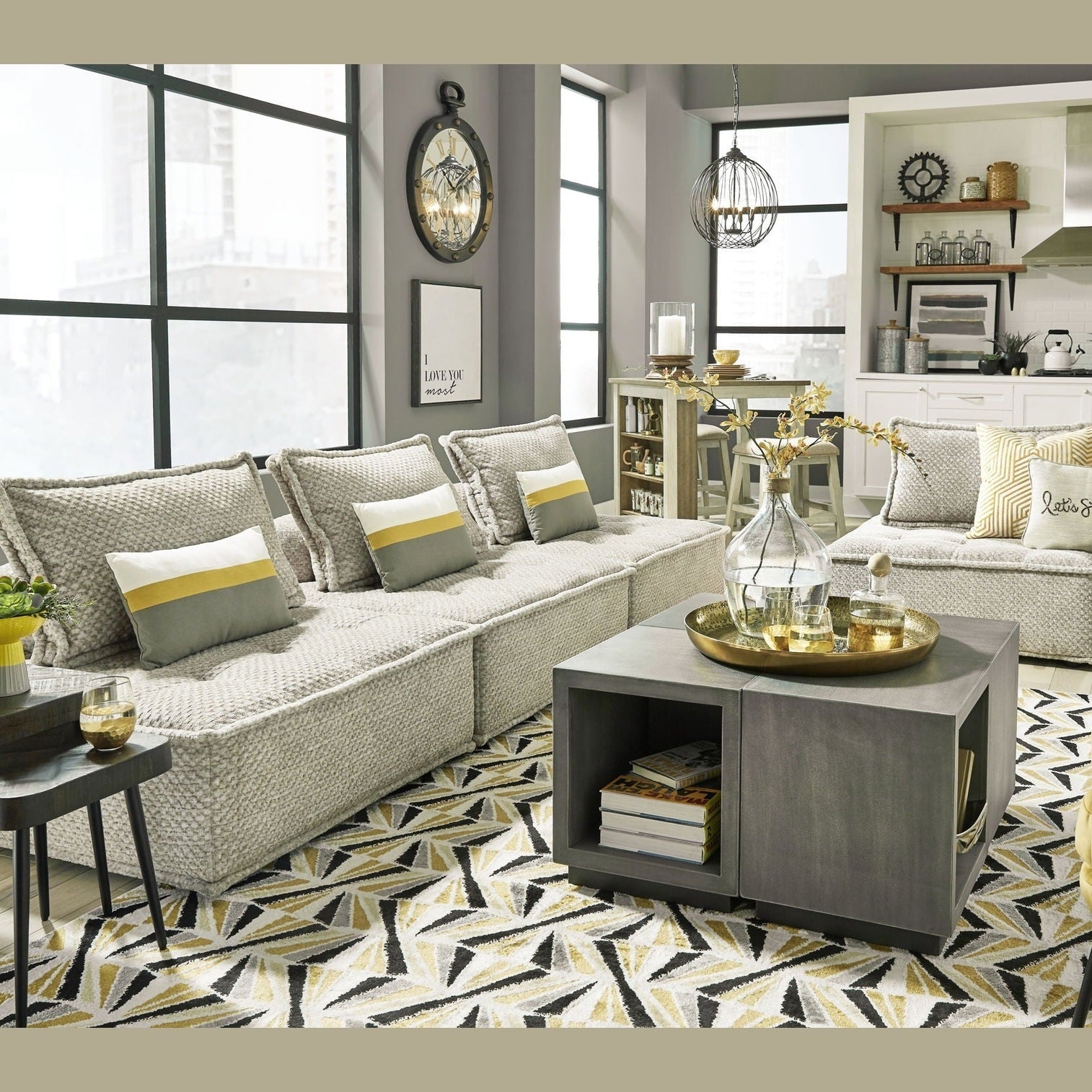 Bales - Sectional