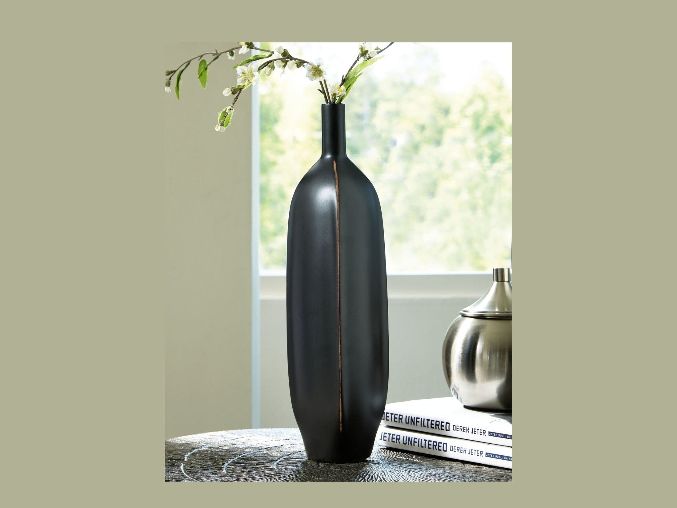 Rhaveney - Vase - Large