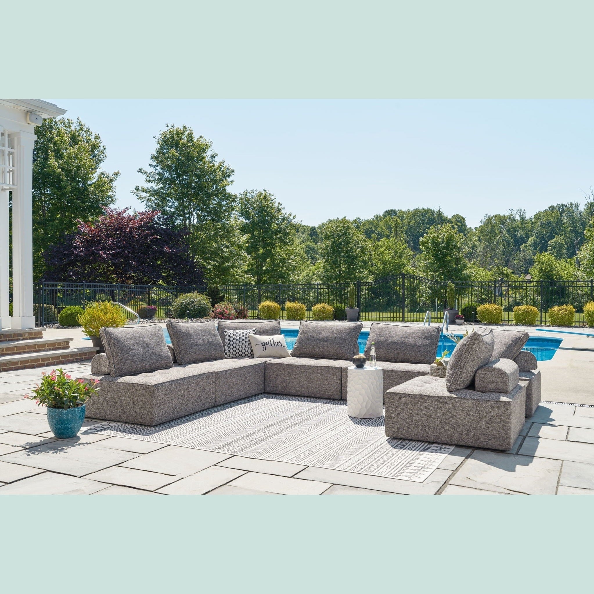 Bree Zee - Outdoor Sectional