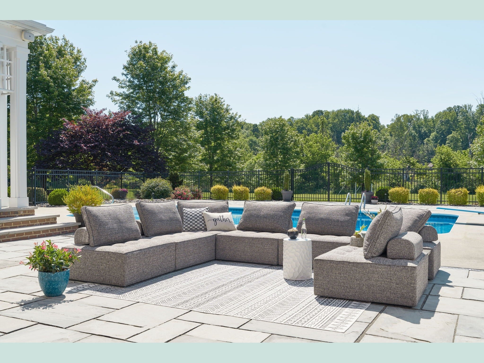 Bree Zee - Outdoor Sectional