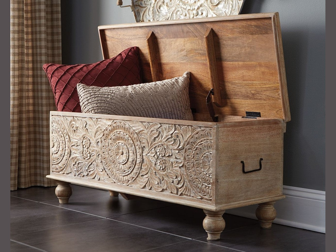 Fossil Ridge - Storage Bench - Beige