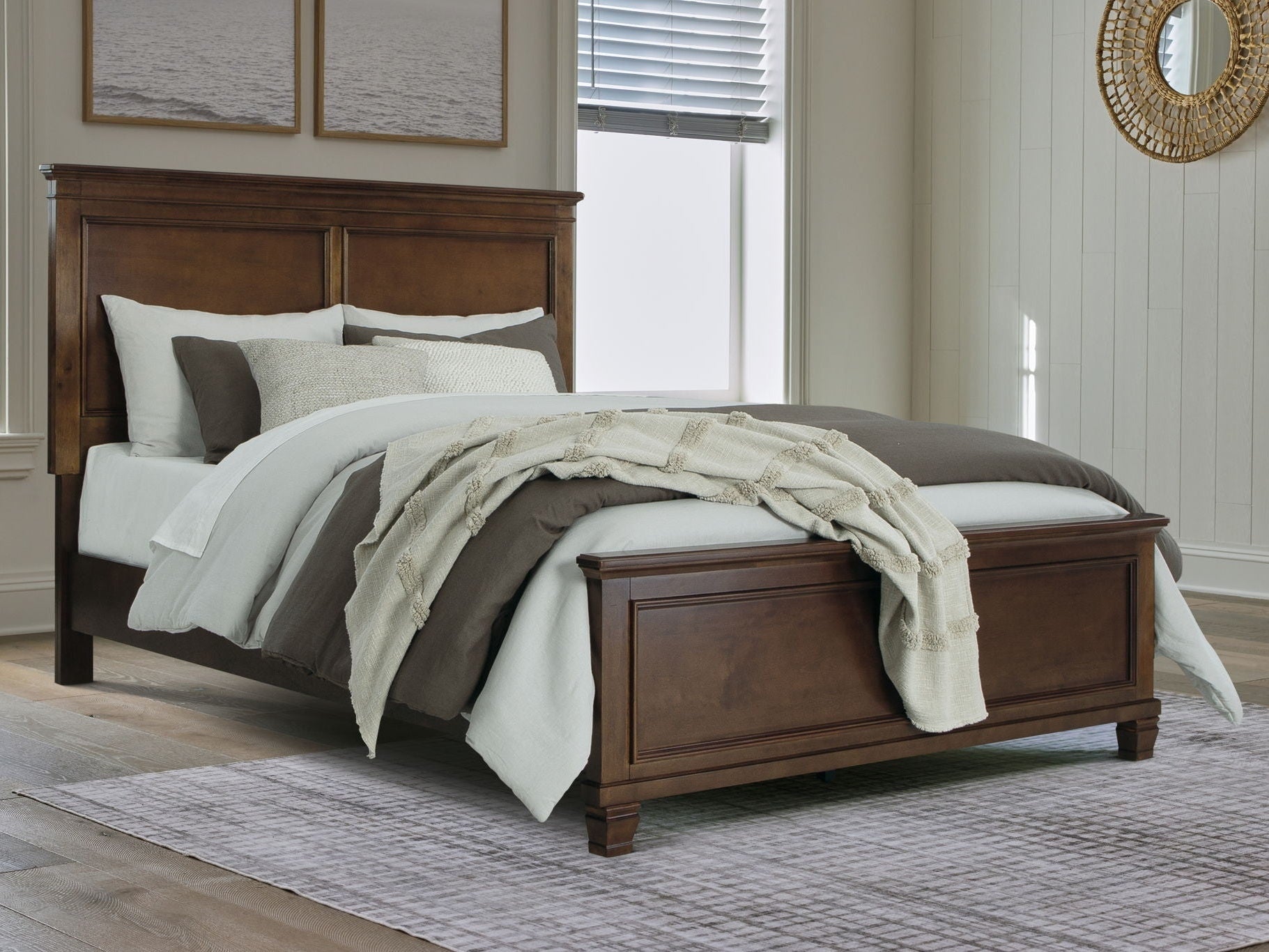 Danabrin - Panel Bed
