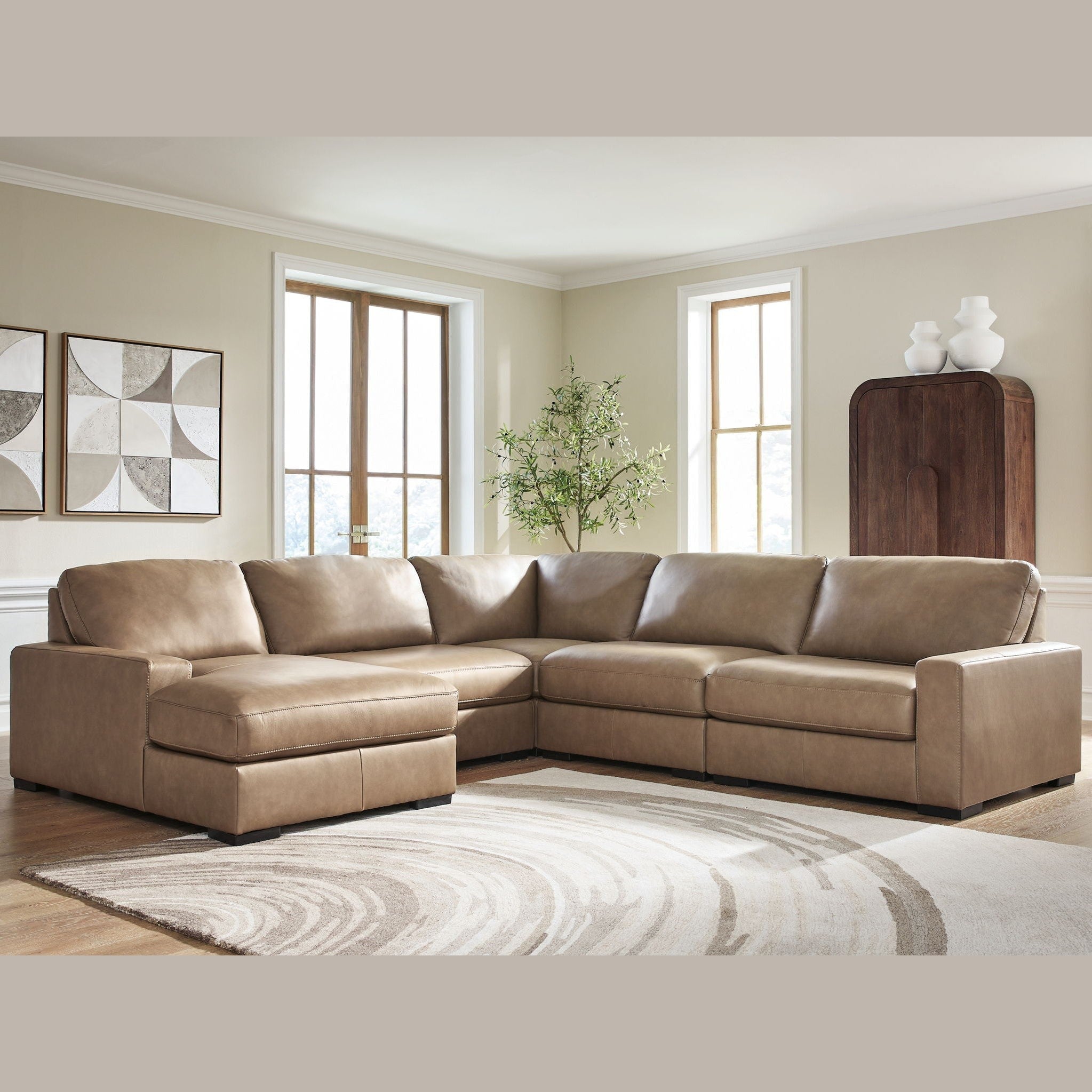 Veronella - Sectional