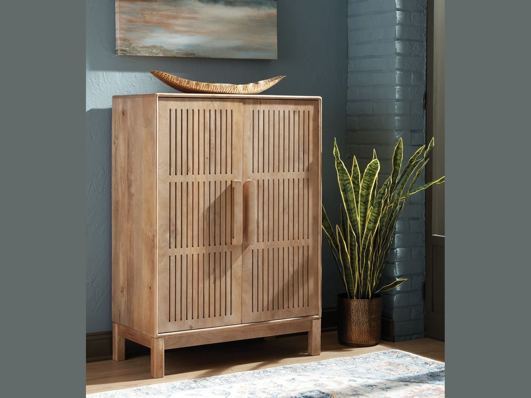 Pellamour - Bar Cabinet - Natural Brown