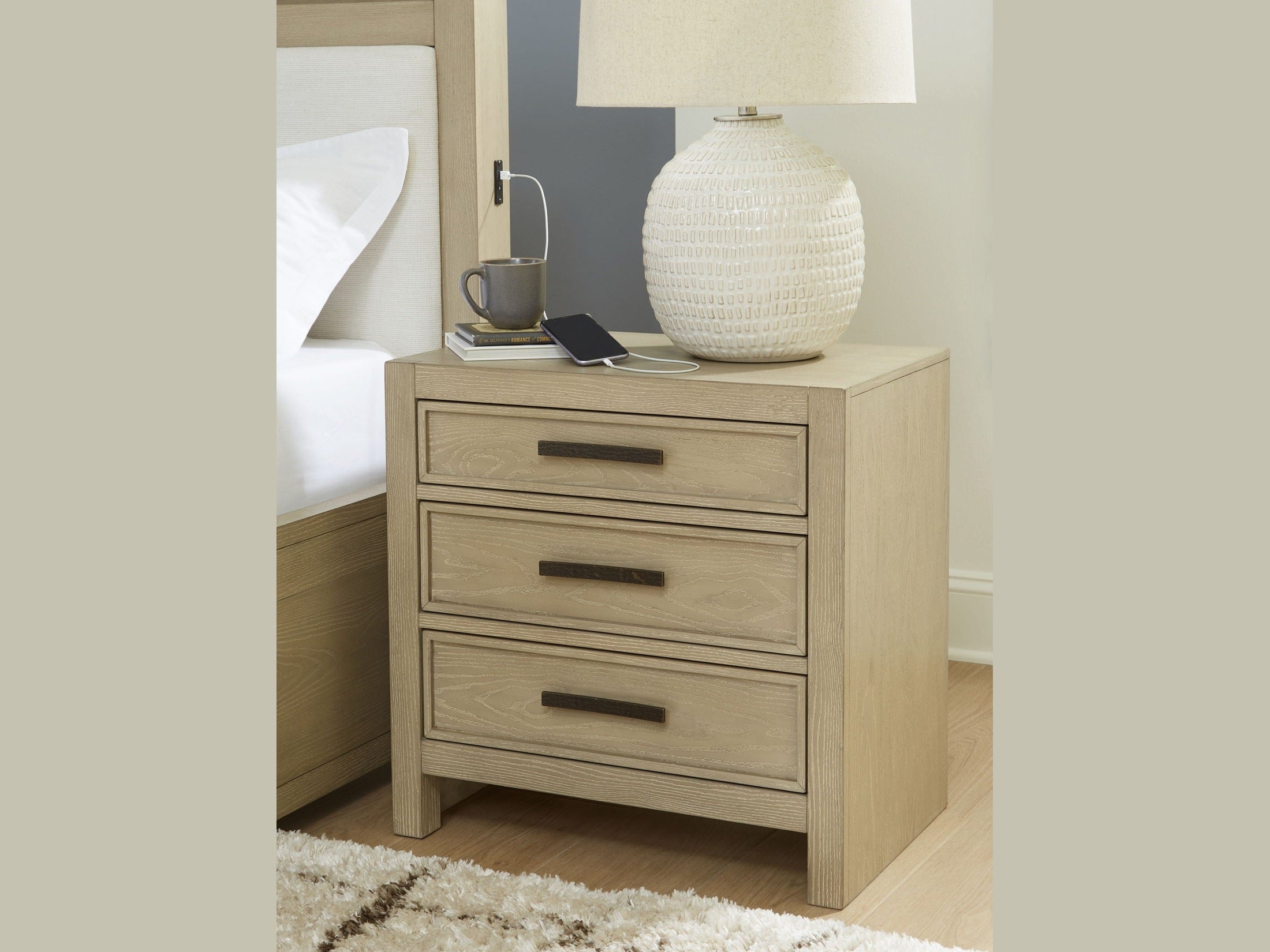 Calmoro - Three Drawer Night Stand - Gray