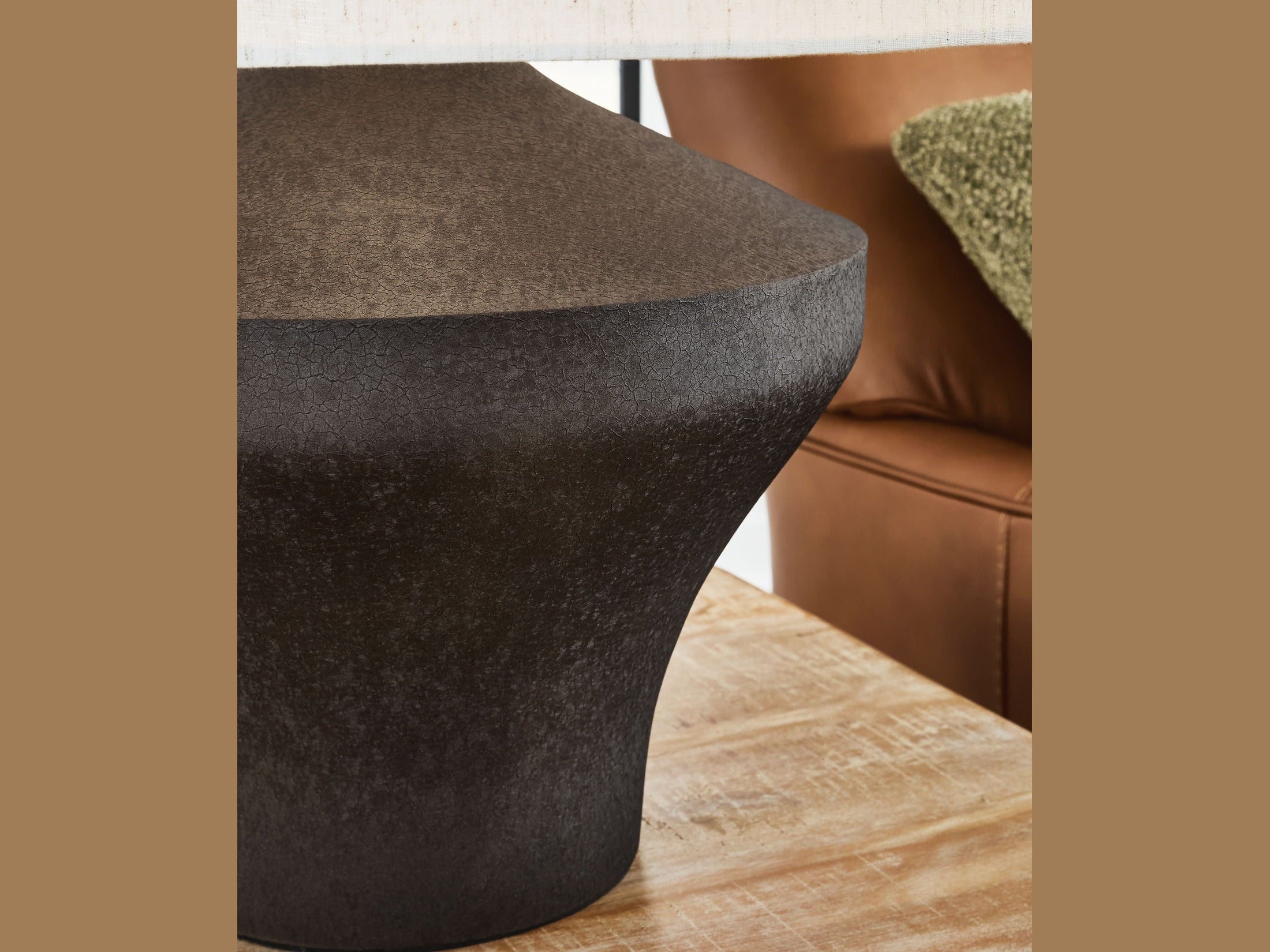 Dolanham - Metal Table Lamp - Distressed Brown