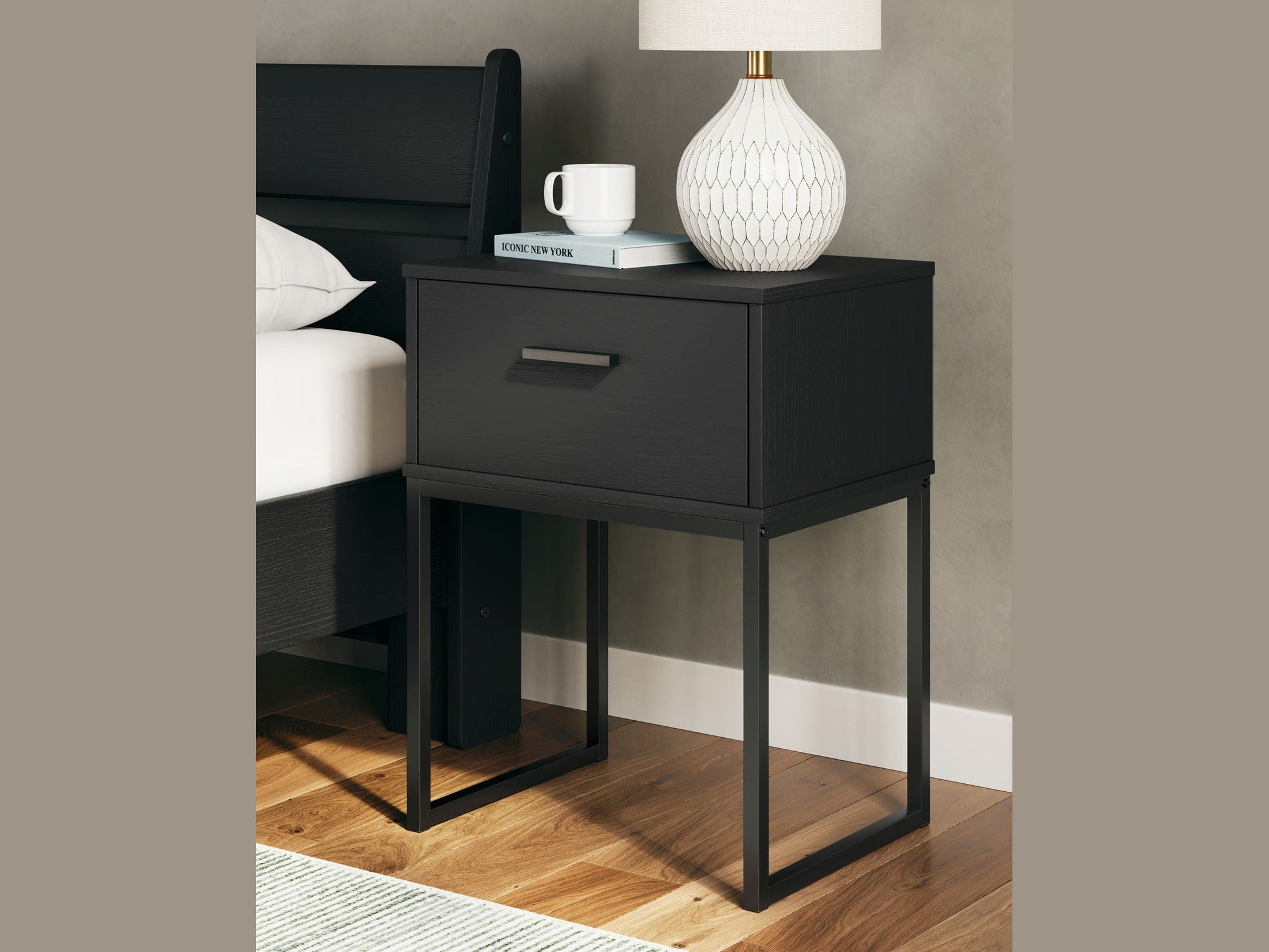 Socalle - One Drawer Night Stand