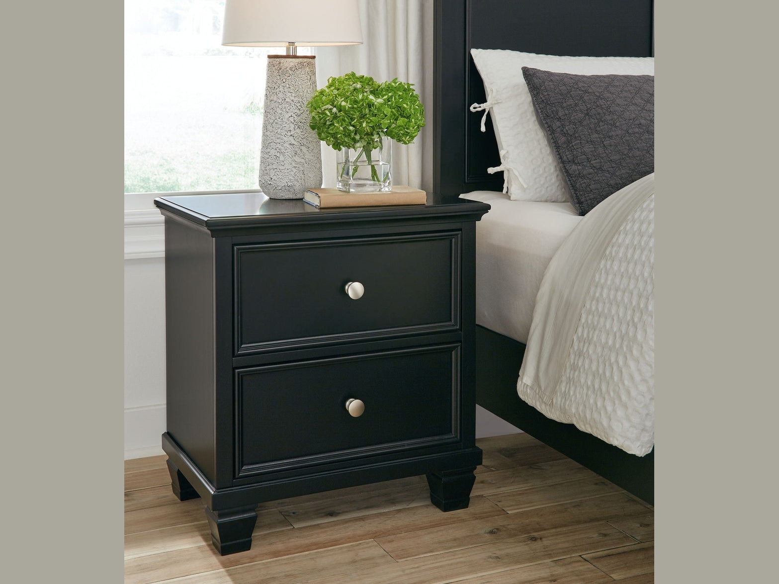 Lanolee - Two Drawer Nightstand - Black