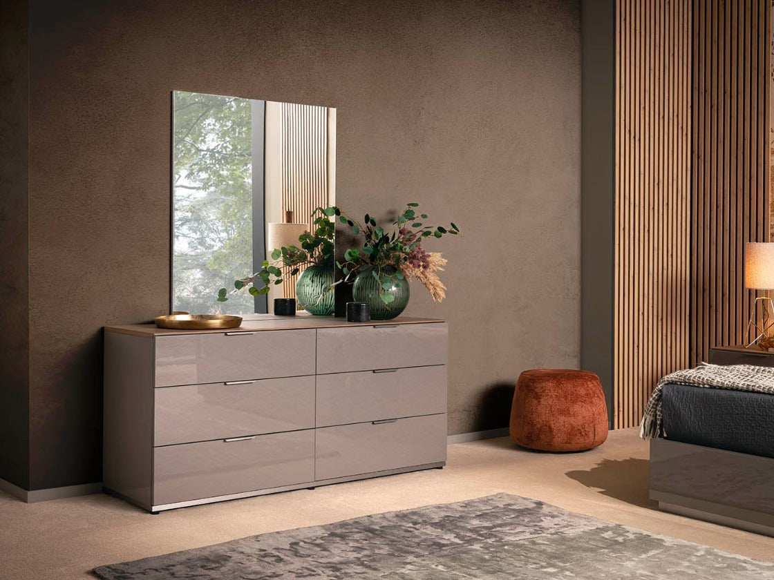 Fifth Avenue Mirror - Modern Italian Wall Mirror
