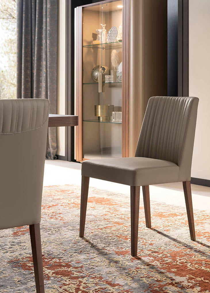 Hera Dining Room Set