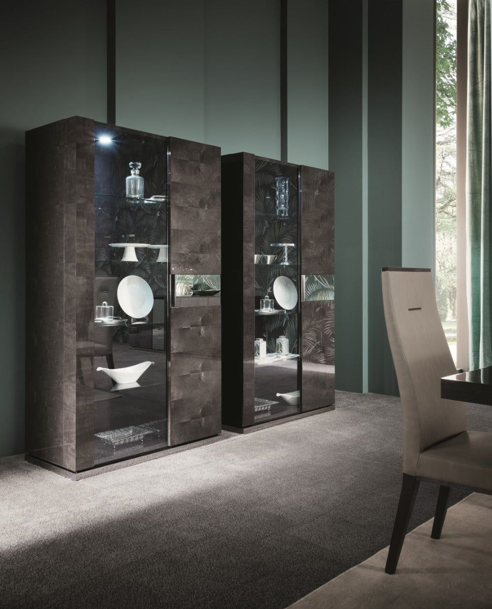 Heritage 2-Door Curio