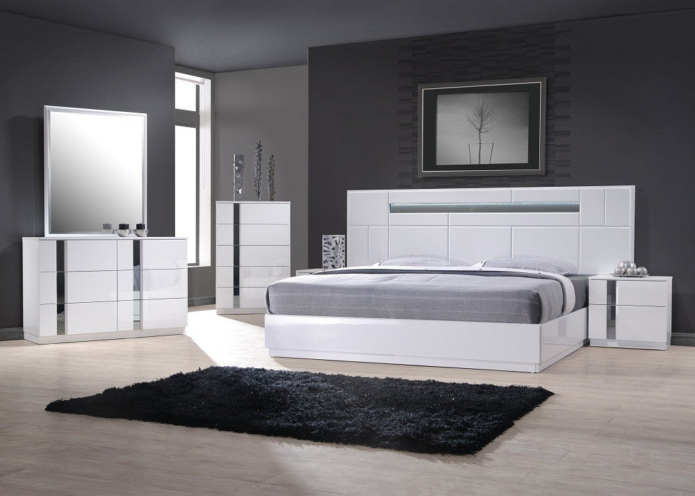 Palermo Bed in White by J&M Furniture - view 2
