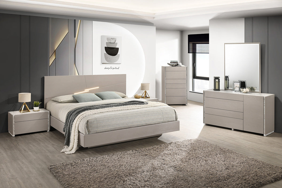 Pearl Modern Bed by J&M Furniture - view 4