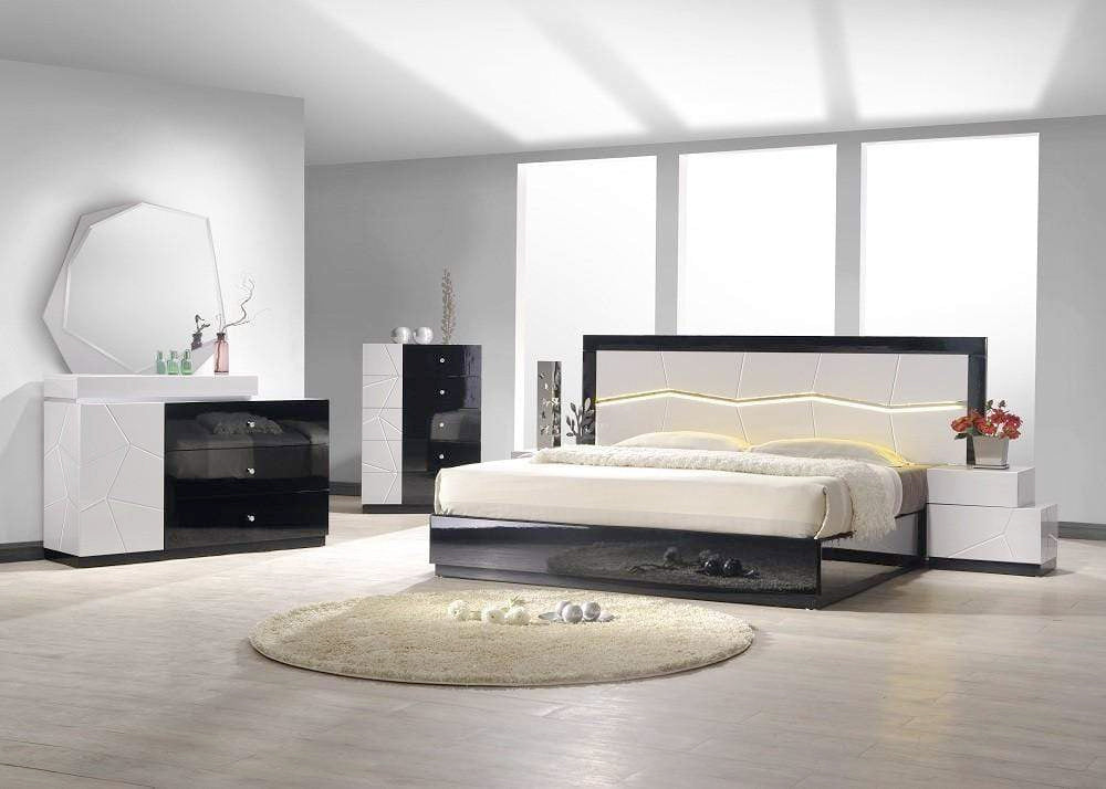 Turin Modern Bed by J&M Furniture - view 2