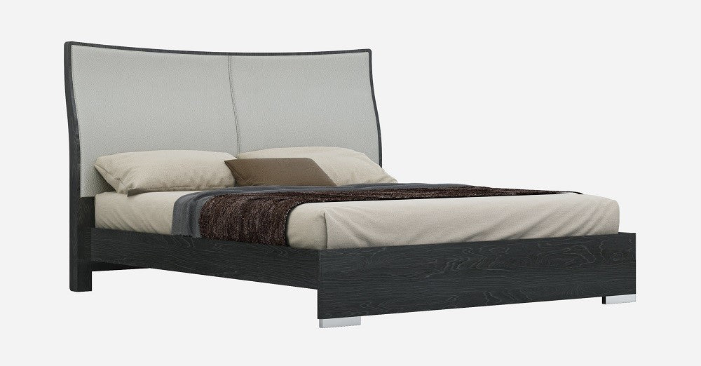 Vera Modern Bed by J&M Furniture