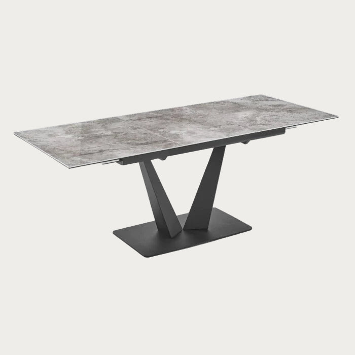 Graf extendable dining table
