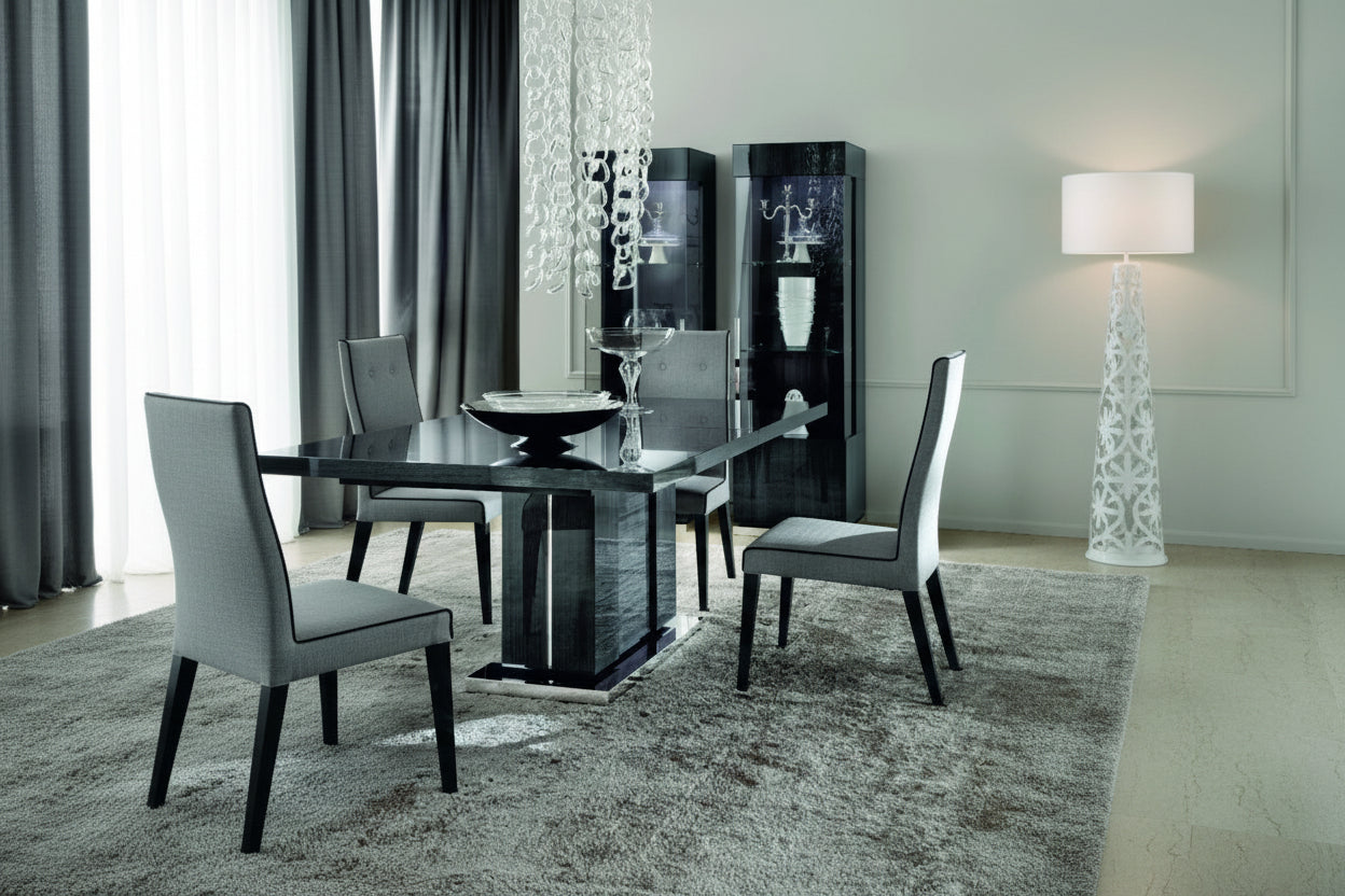 Monte Carlo 1-Door Curio, Right