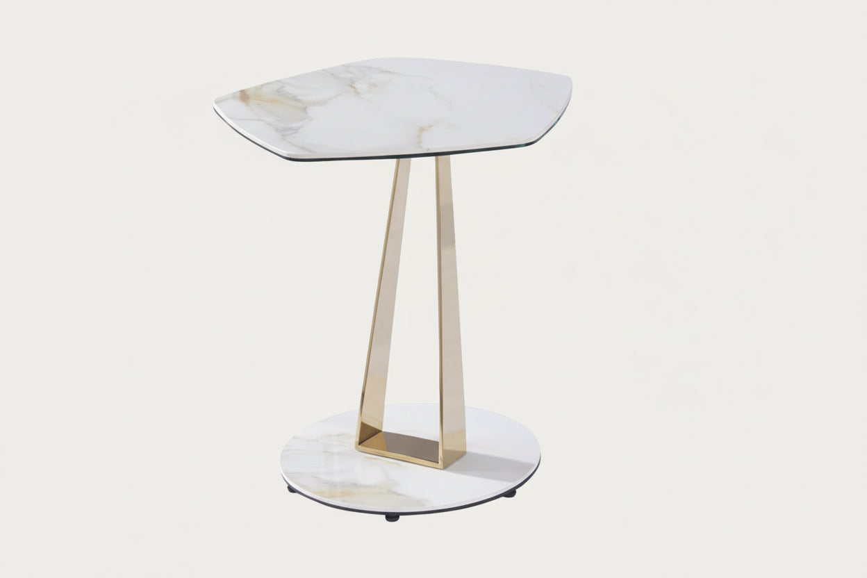 J&M Orleans End Table