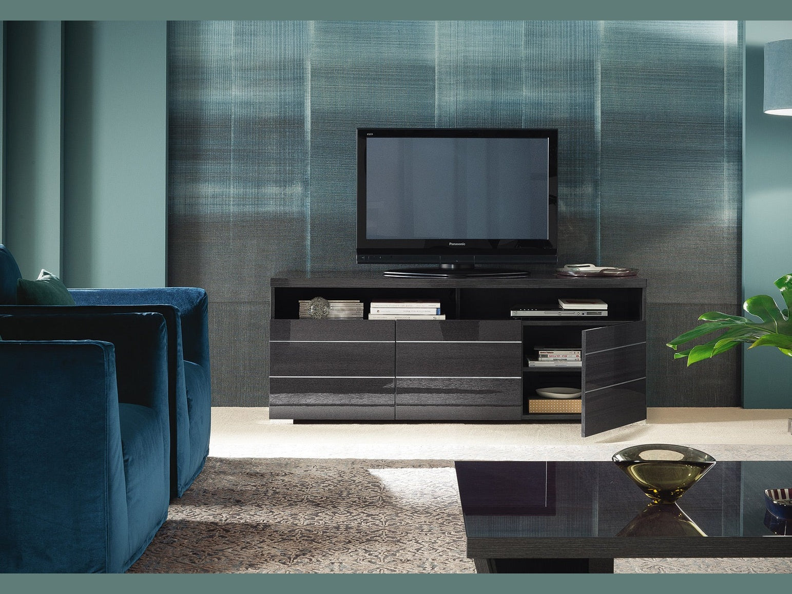 Versilia Modern TV Stand